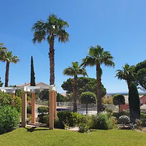 Location Pour 4 Personnes Presqu Ile De Giens 3 Etoiles Appartement Hyères